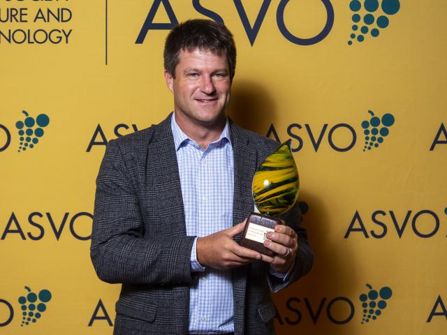 2018 ASVO Viticulturist of the Year Colin Bell