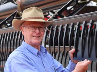 DPIRD senior research scientist Glen Riethmuller says minor modifications to machinery can help growers with short and patchy crops improve yields.